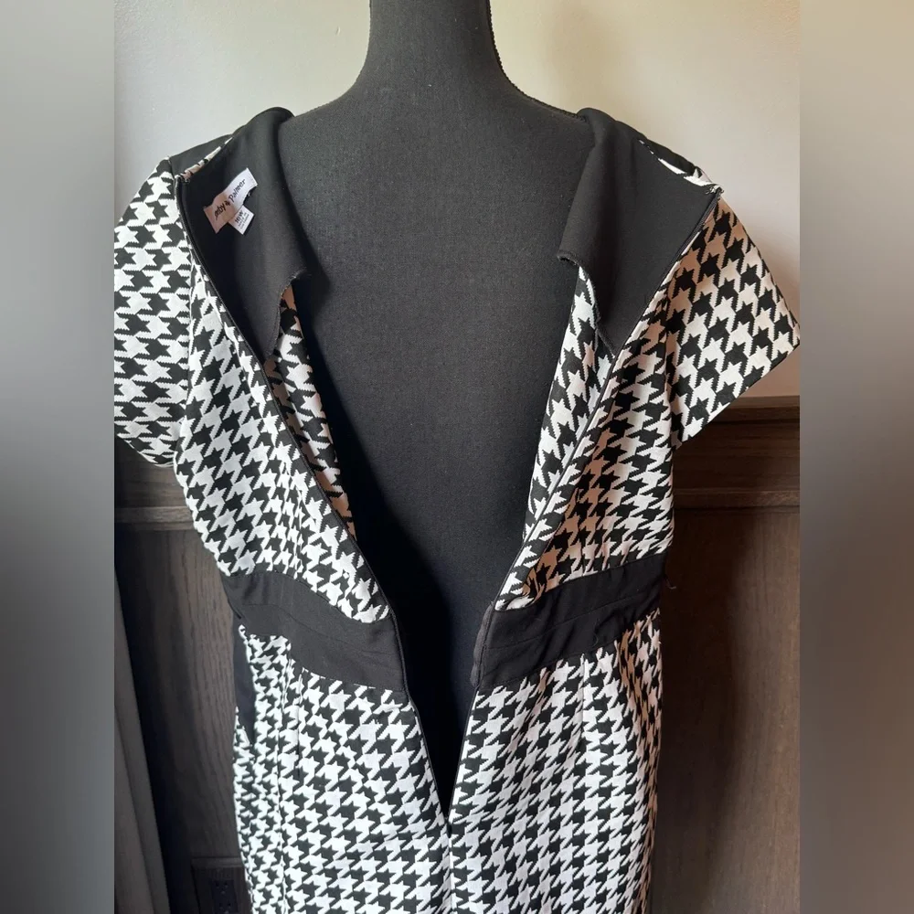 Shelby & Palmer Black and White Houndstooth Mini Dress - Picture 5 of 7